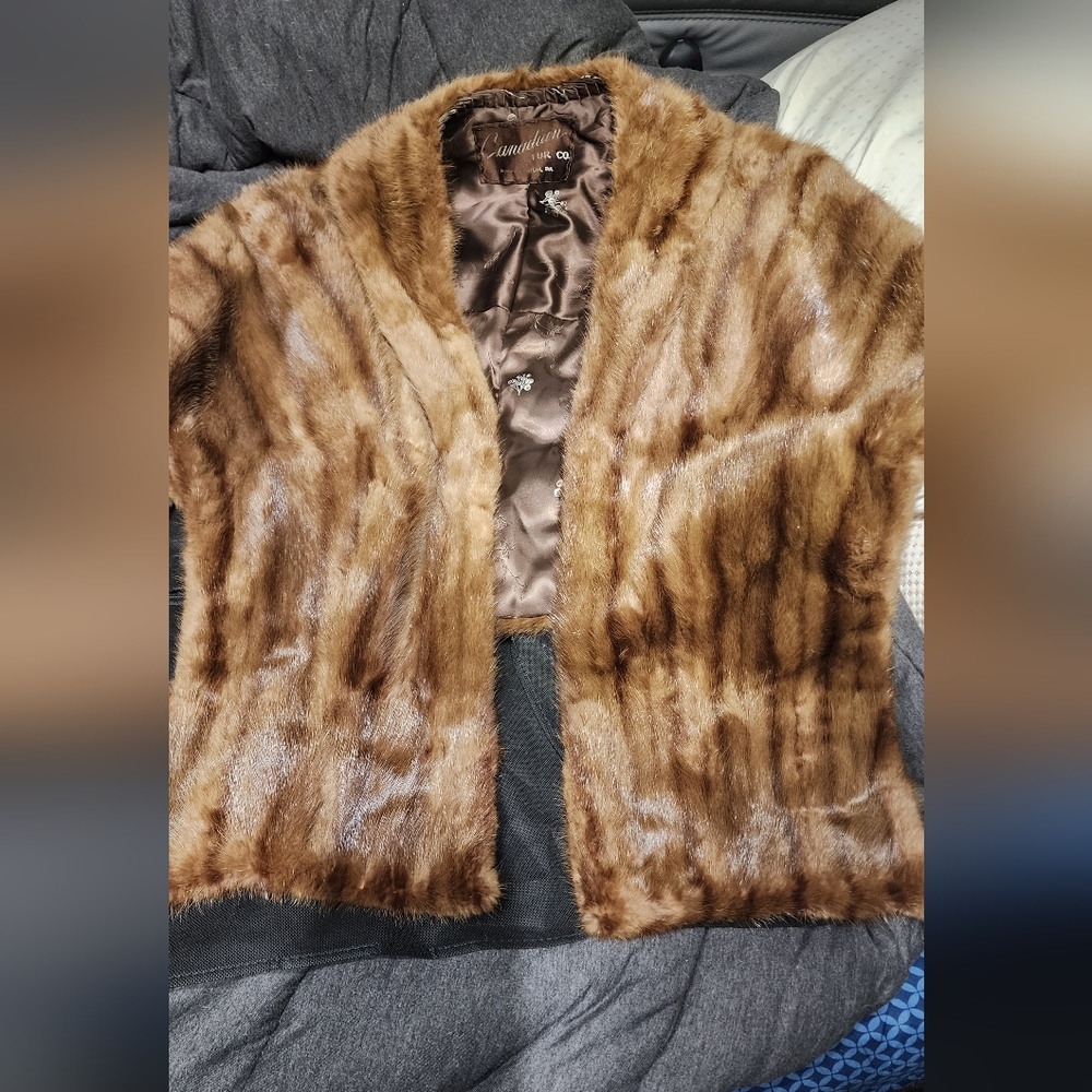 Canadian Fur Comapany mink stole